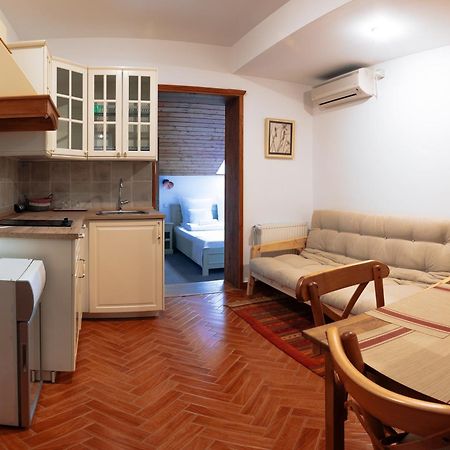 Zumzet Bed & Breakfast เชลิมบาร์ ภายนอก รูปภาพ