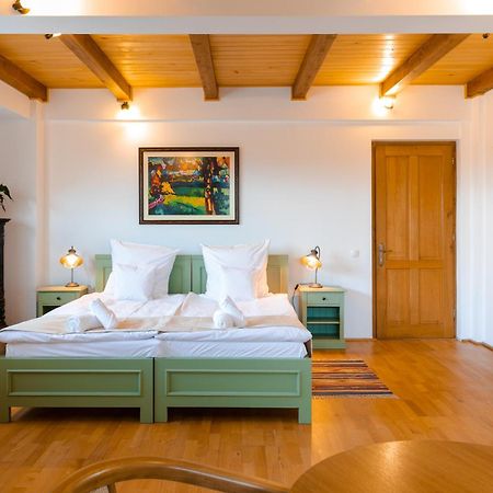Zumzet Bed & Breakfast เชลิมบาร์ ภายนอก รูปภาพ