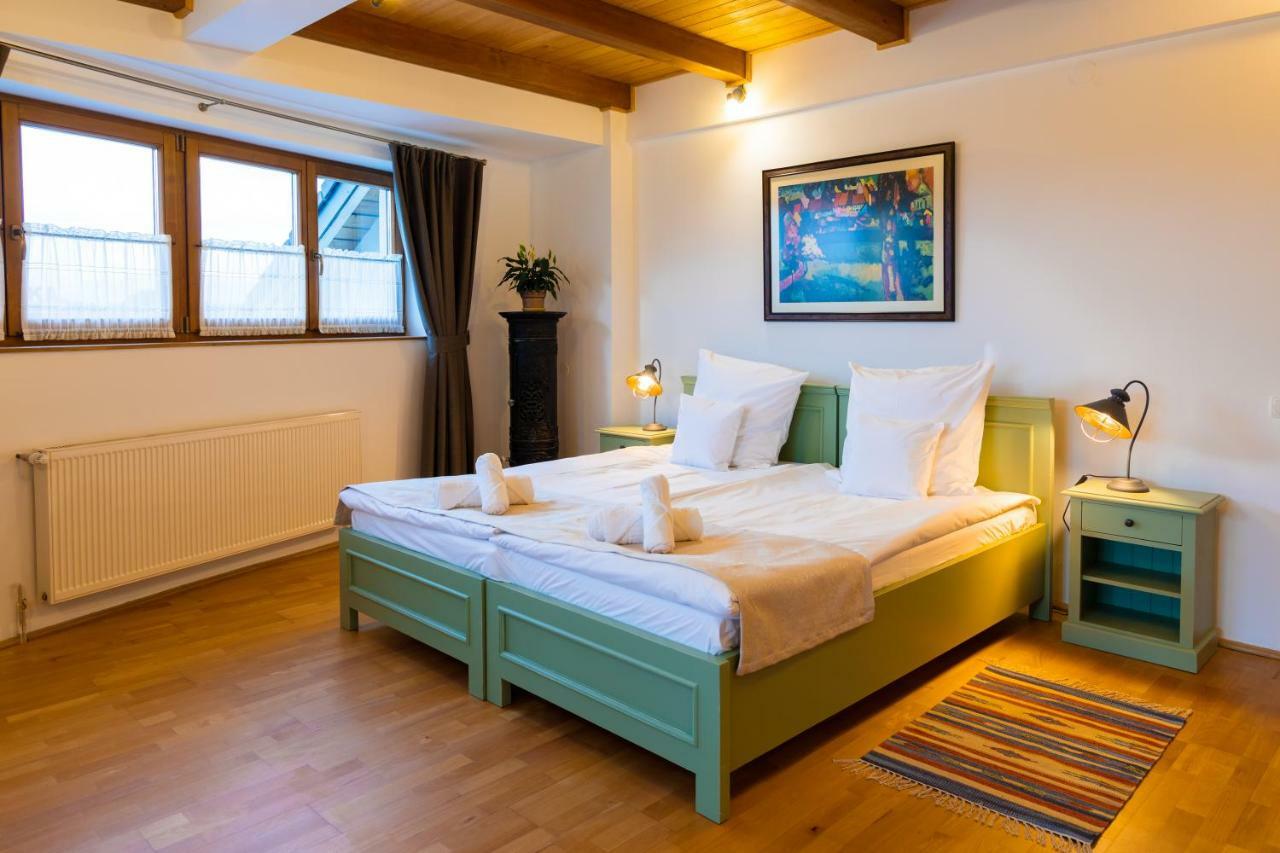 Zumzet Bed & Breakfast เชลิมบาร์ ภายนอก รูปภาพ